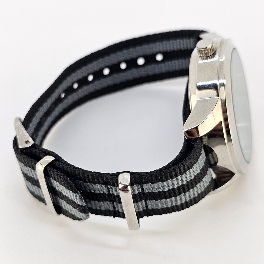 Men's Analog Watch 41MM Green Dial NEW Black Gray Canvas Band NEW Battery - Picture 9 of 12